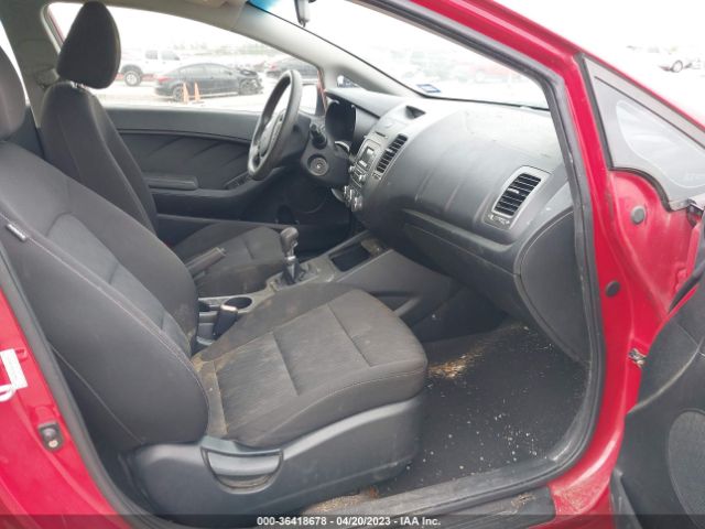 KNAFK4A60E5063282 KIA FORTE LX