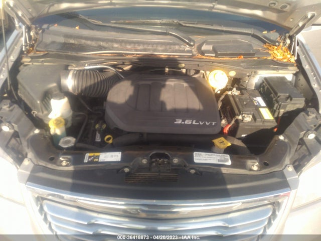 2C4RC1BG8GR290115 Chrysler Town & Country Touring