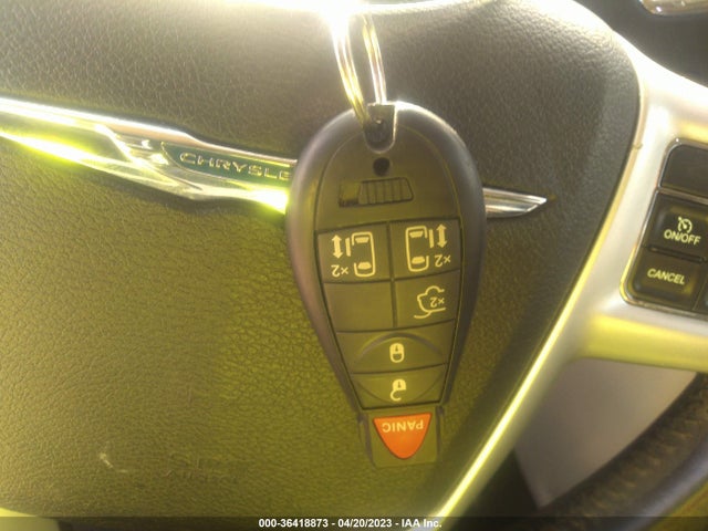 2C4RC1BG8GR290115 Chrysler Town & Country Touring