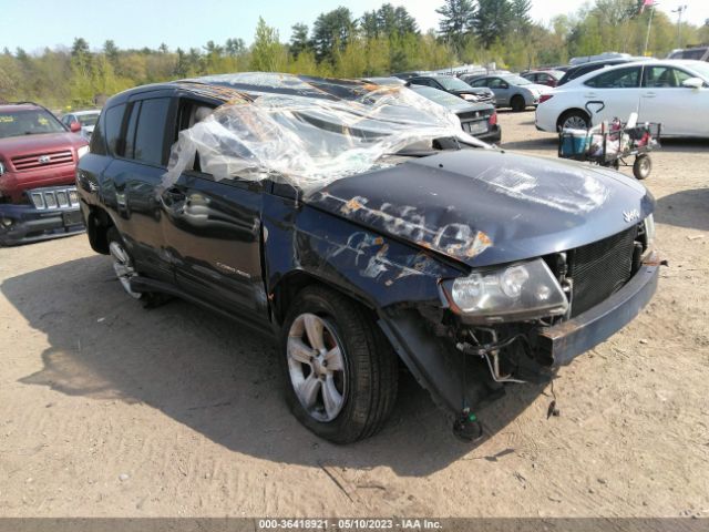 1C4NJDEB4GD729741 auction archive image