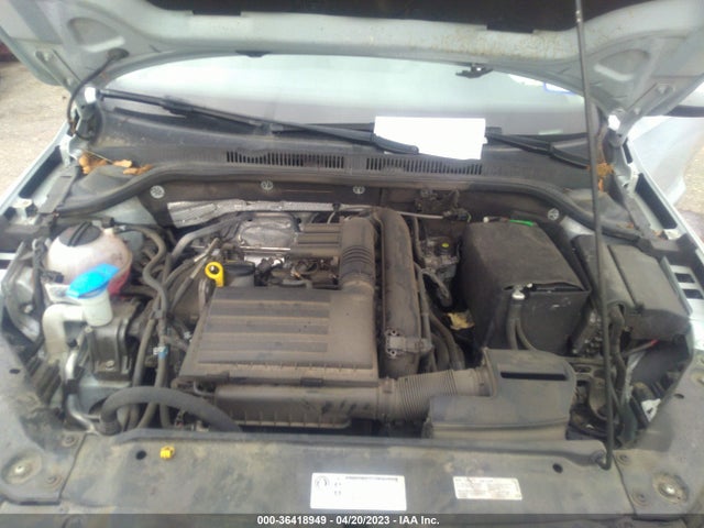 3VW2B7AJ3HM329235 Volkswagen Jetta 1.4t S