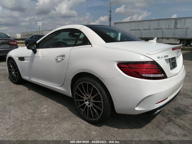 2018 Mercedes-Benz SLC-Class, VIN: WDDPK3JA8JF152386