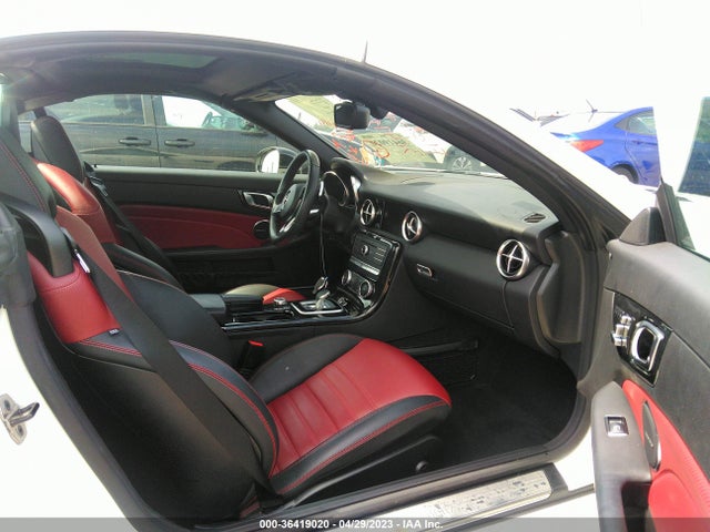 2018 Mercedes-Benz SLC-Class, VIN: WDDPK3JA8JF152386