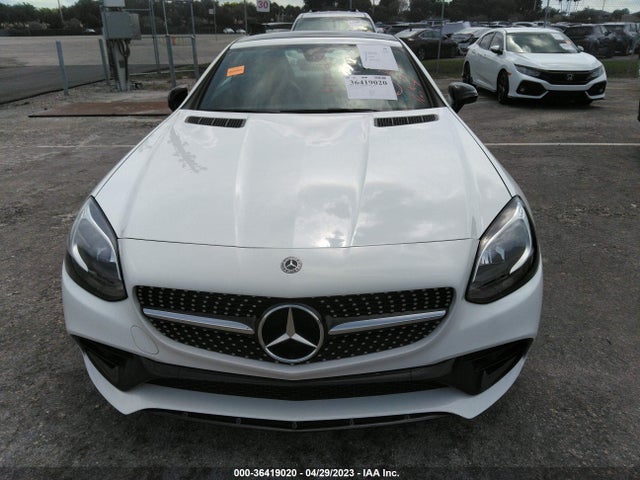2018 Mercedes-Benz SLC-Class, VIN: WDDPK3JA8JF152386