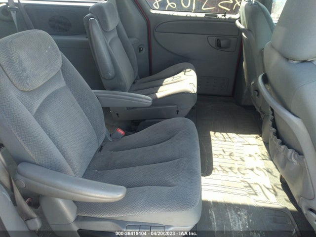 2005 CHRYSLER TOWN & COUNTRY LX VIN: 2C4GP44R45R487467