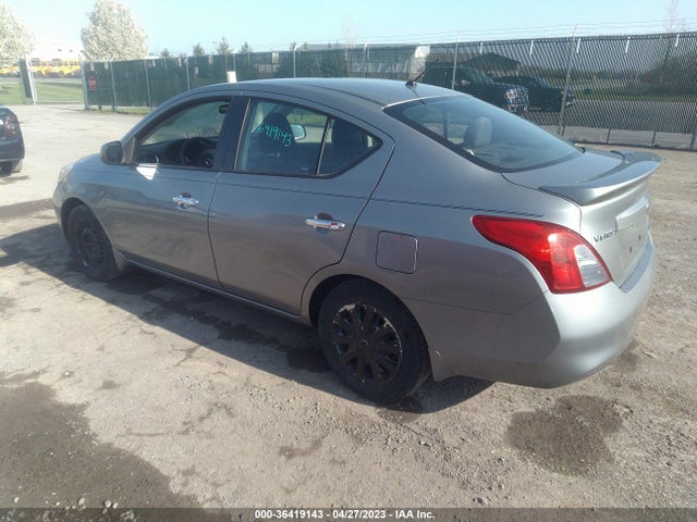 3N1CN7AP1EL814187 Nissan Versa 1.6 Sv