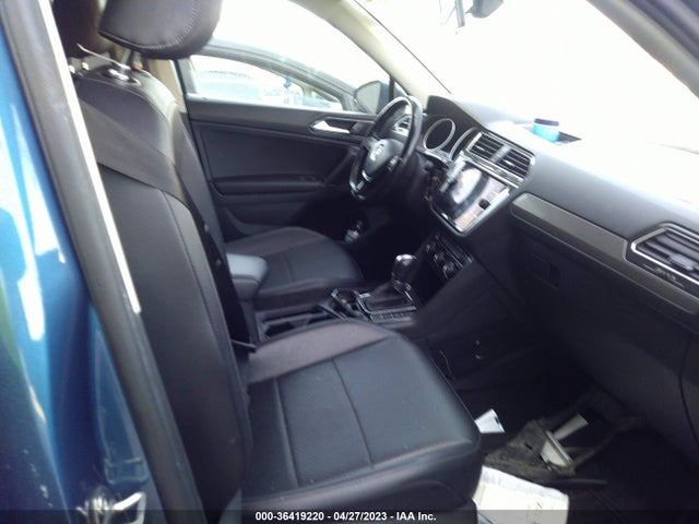 3VV3B7AX4JM030680 Volkswagen Tiguan Sel/se