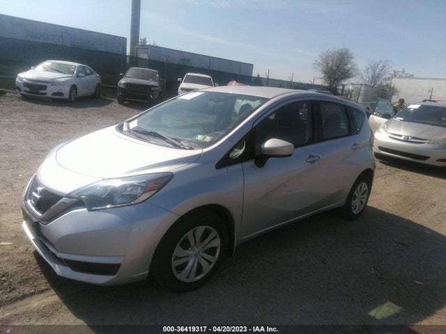 Nissan Versa Note S 2018 3N1CE2CP2JL355343 Image 2