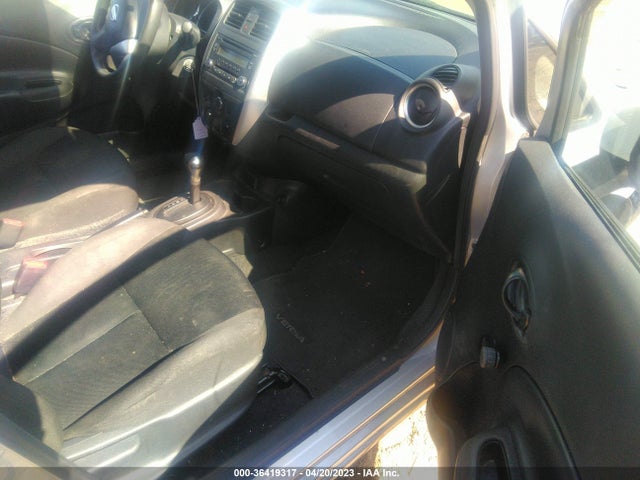 Nissan Versa Note S 2018 3N1CE2CP2JL355343 Image 6