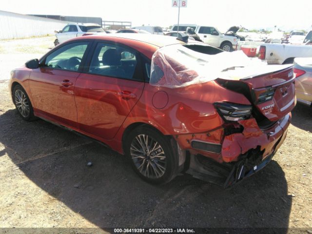 3KPF54AD2PE573035 KIA Forte Gt-line
