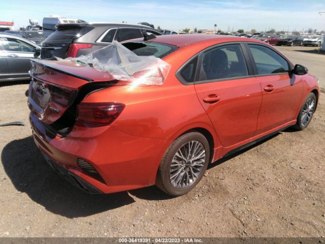 3KPF54AD2PE573035 KIA Forte Gt-line