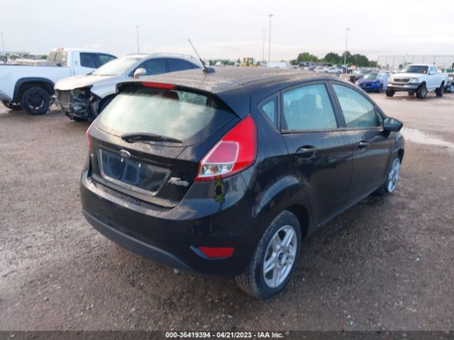 3FADP4EJ9HM123557 Ford FIESTA SE