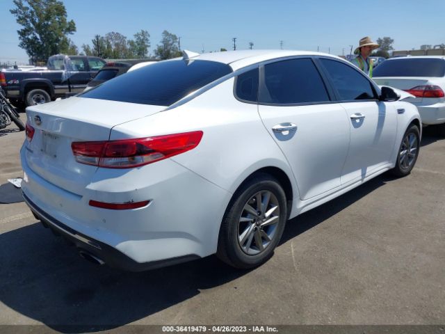5XXGT4L38KG307873 KIA Optima Lx