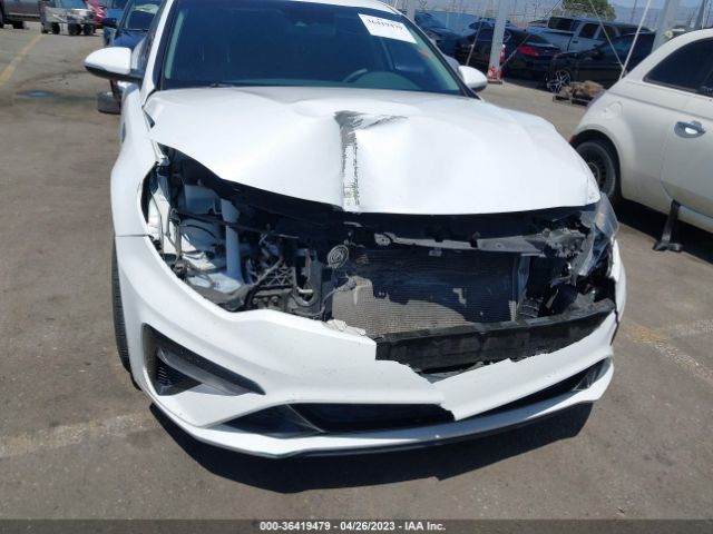5XXGT4L38KG307873 KIA Optima Lx