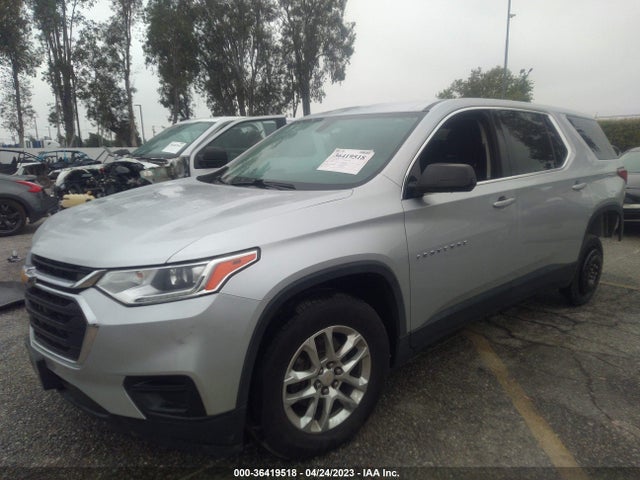 Chevrolet Traverse Ls 2019 1GNERFKWXKJ159502 Image 2