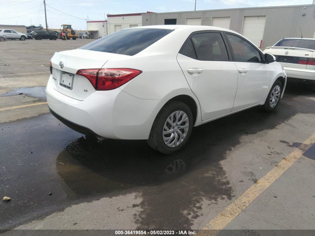 Toyota COROLLA LE 2017 5YFBURHE8HP648737 Image 4