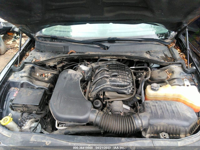2C3CCAKG4GH261775 Chrysler 300 300c