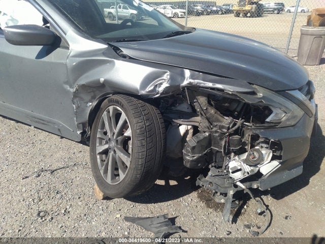 Nissan Altima 2.5 Sr 2017 1N4AL3AP9HN325548 Image 8