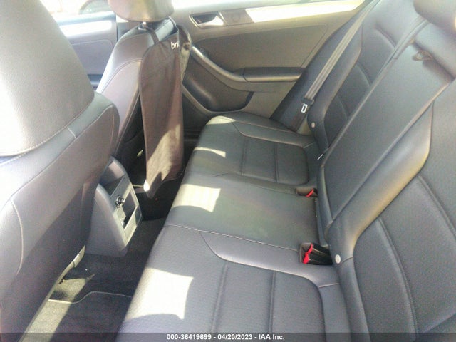 3VWD17AJ3FM306966 Volkswagen Jetta Sedan 1.8t Se