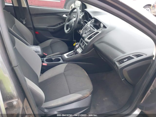 1FADP3K23EL392383 Ford FOCUS SE