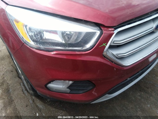 2018 FORD ESCAPE SE VIN: 1FMCU9GD5JUD43231