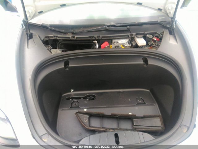 5YJ3E1EA3LF737009 Tesla Model 3 Standard Range