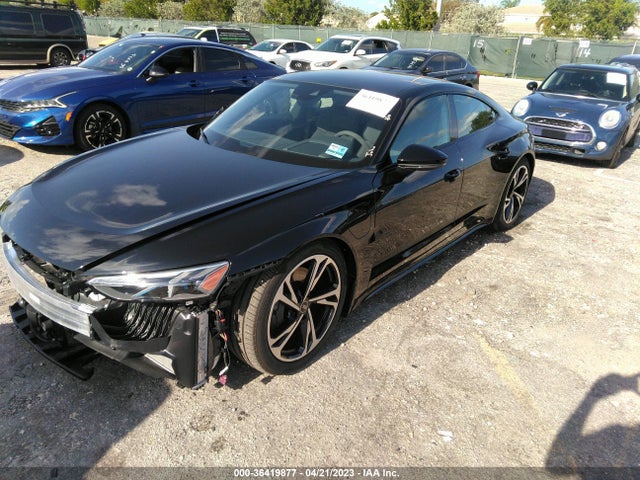 2022 Audi e-tron, VIN: WAUCJBFW6N7007886