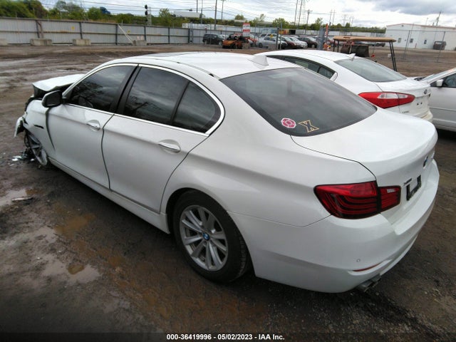 BMW 5 Series 528i Xdrive 2015 WBA5A7C53FD627793 Image 3