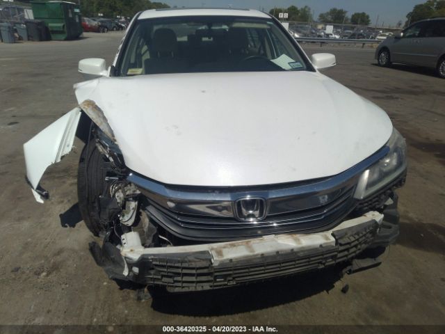 1HGCR2F71GA057705 Honda Accord Sedan Ex