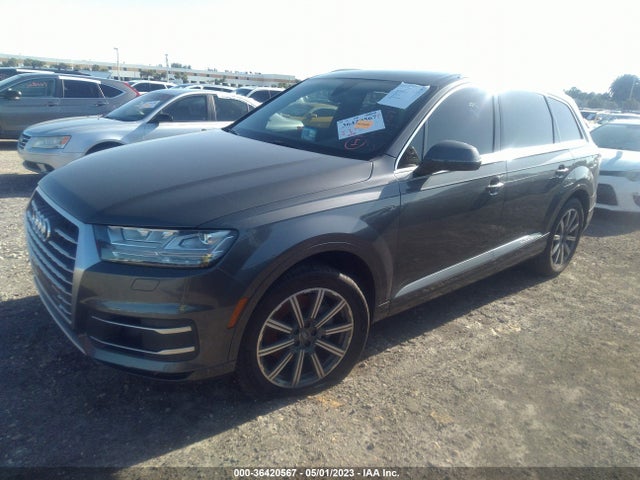 WA1LAAF77JD036213 Audi Q7 Premium Plus