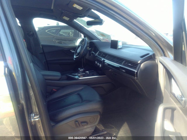 WA1LAAF77JD036213 Audi Q7 Premium Plus