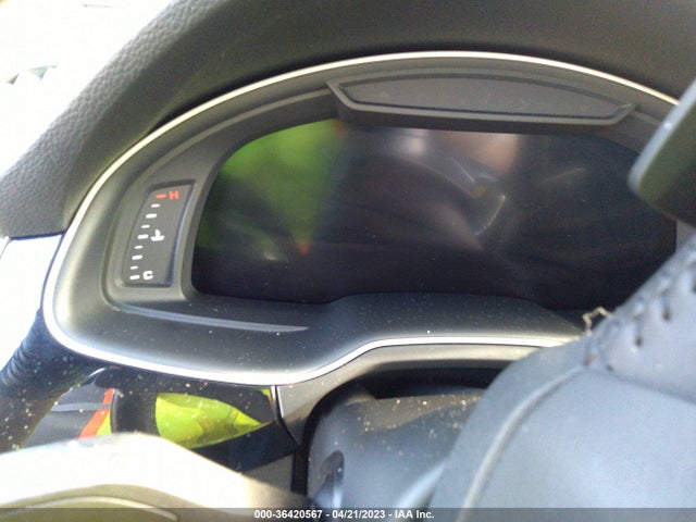 WA1LAAF77JD036213 Audi Q7 Premium Plus