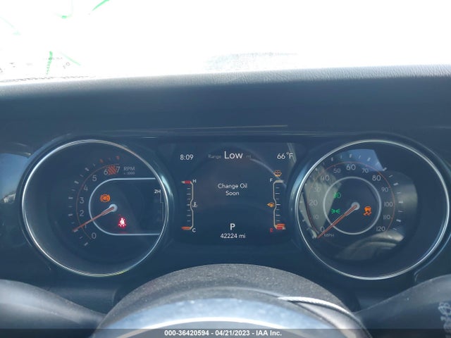 1C4HJXEN3MW606439 Jeep Wrangler Unlimited Sahara Altitude