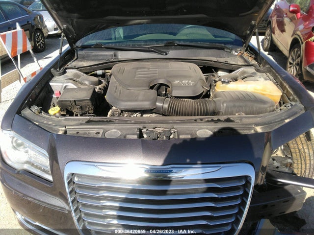 Chrysler 300 2014 2C3CCARG2EH289450 Image 10