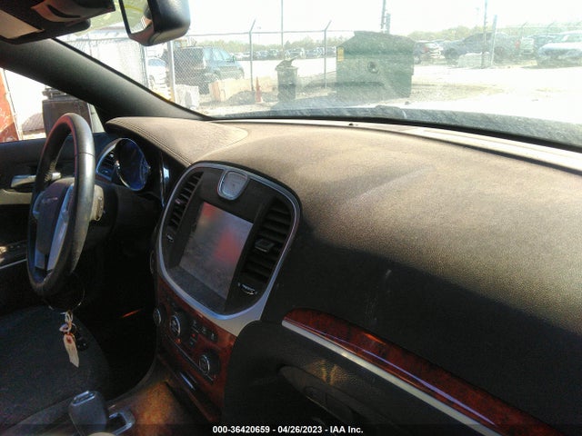 Chrysler 300 2014 2C3CCARG2EH289450 Image 5