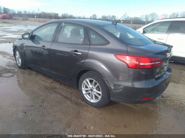 Ford FOCUS SE 2015 1FADP3F2XFL305008 Image 4