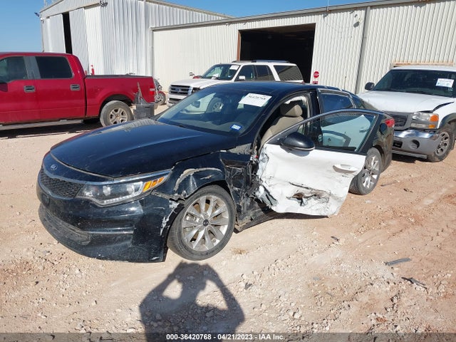 KIA OPTIMA EX 2018 5XXGU4L32JG247648 Image 2