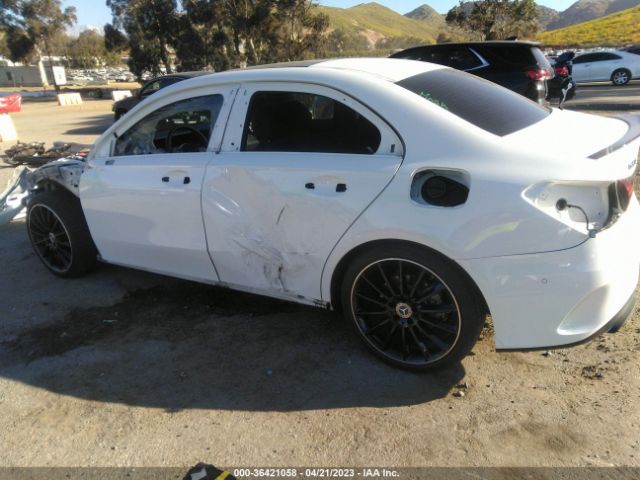 W1K3G4EB9LJ231087 Mercedes-Benz A-class A 220
