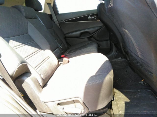 5XYPGDA5XHG326163 KIA Sorento Lx V6