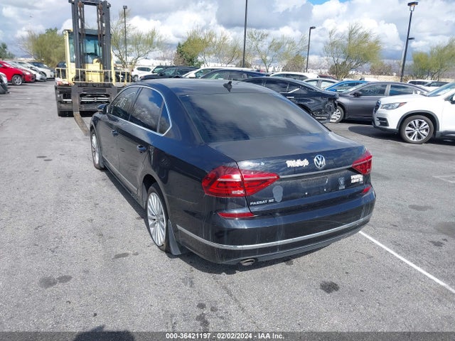 1VWBT7A34HC047203 Volkswagen Passat 1.8t Se