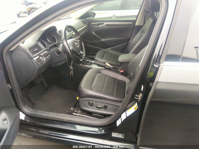 1VWBT7A34HC047203 Volkswagen Passat 1.8t Se