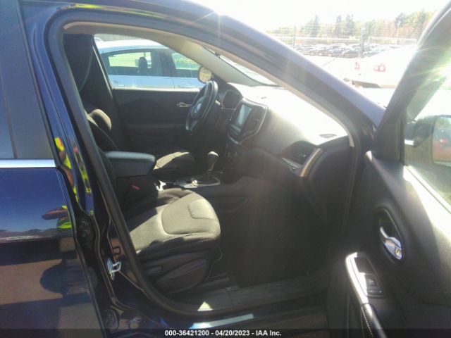 1C4PJMCB4EW203929 Jeep Cherokee Latitude