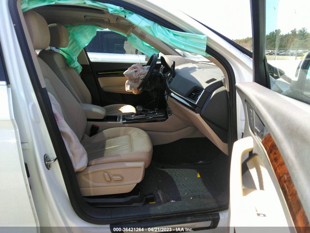 WA1BNAFY8J2025337 Audi Q5 Premium Plus