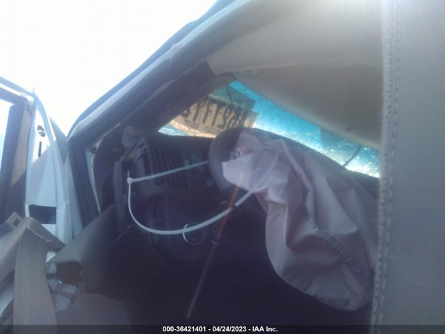 Chevrolet EXPRESS CARGO VAN 2015 1GCWGFCG1F1287062 Image 7
