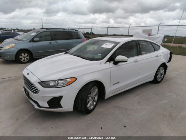 3FA6P0LU7KR139331 Ford Fusion Hybrid Se
