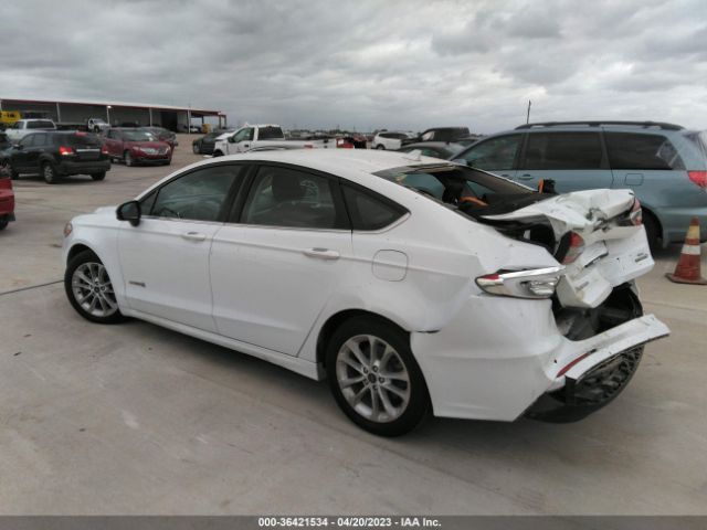 3FA6P0LU7KR139331 Ford Fusion Hybrid Se