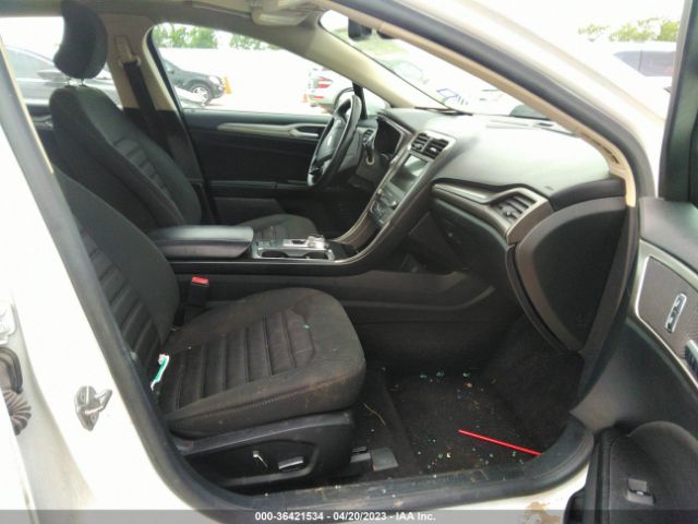 3FA6P0LU7KR139331 Ford Fusion Hybrid Se