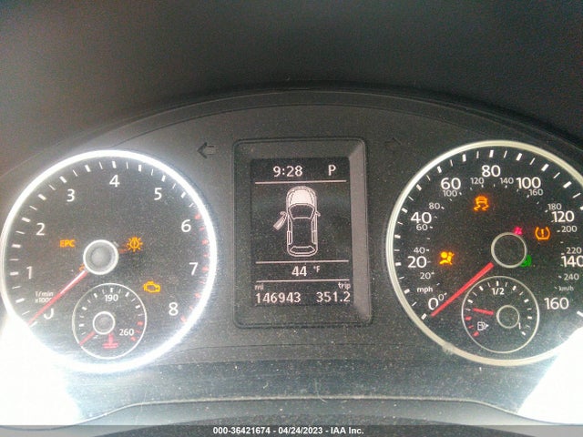 WVGBV7AX6HK020411 Volkswagen TIGUAN