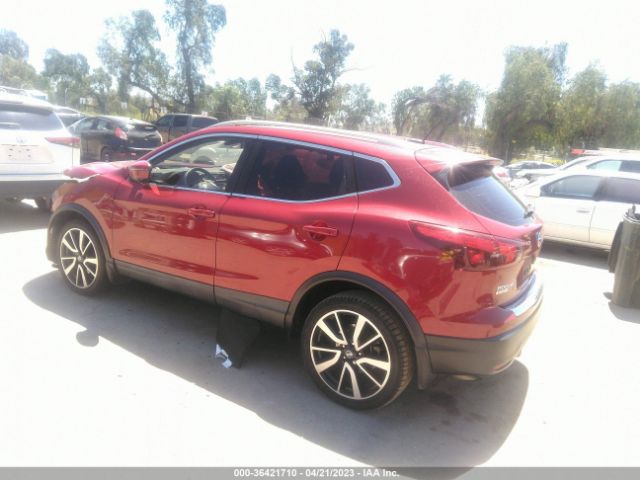 JN1BJ1CP8JW102524 Nissan Rogue Sport Sl