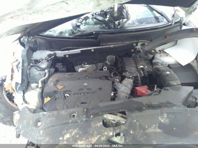 JA4AR3AU9JZ024186 Mitsubishi Outlander Sport 2.0